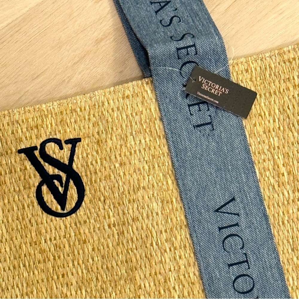 Victoria’s Secret Straw Beige Blue Tote Bag NWT - Picture 11 of 13